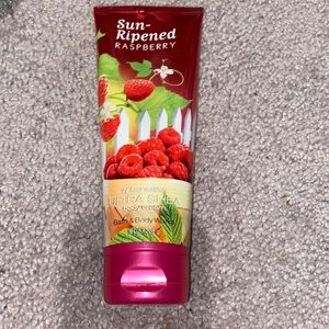 Sunripened Raspberry body cream